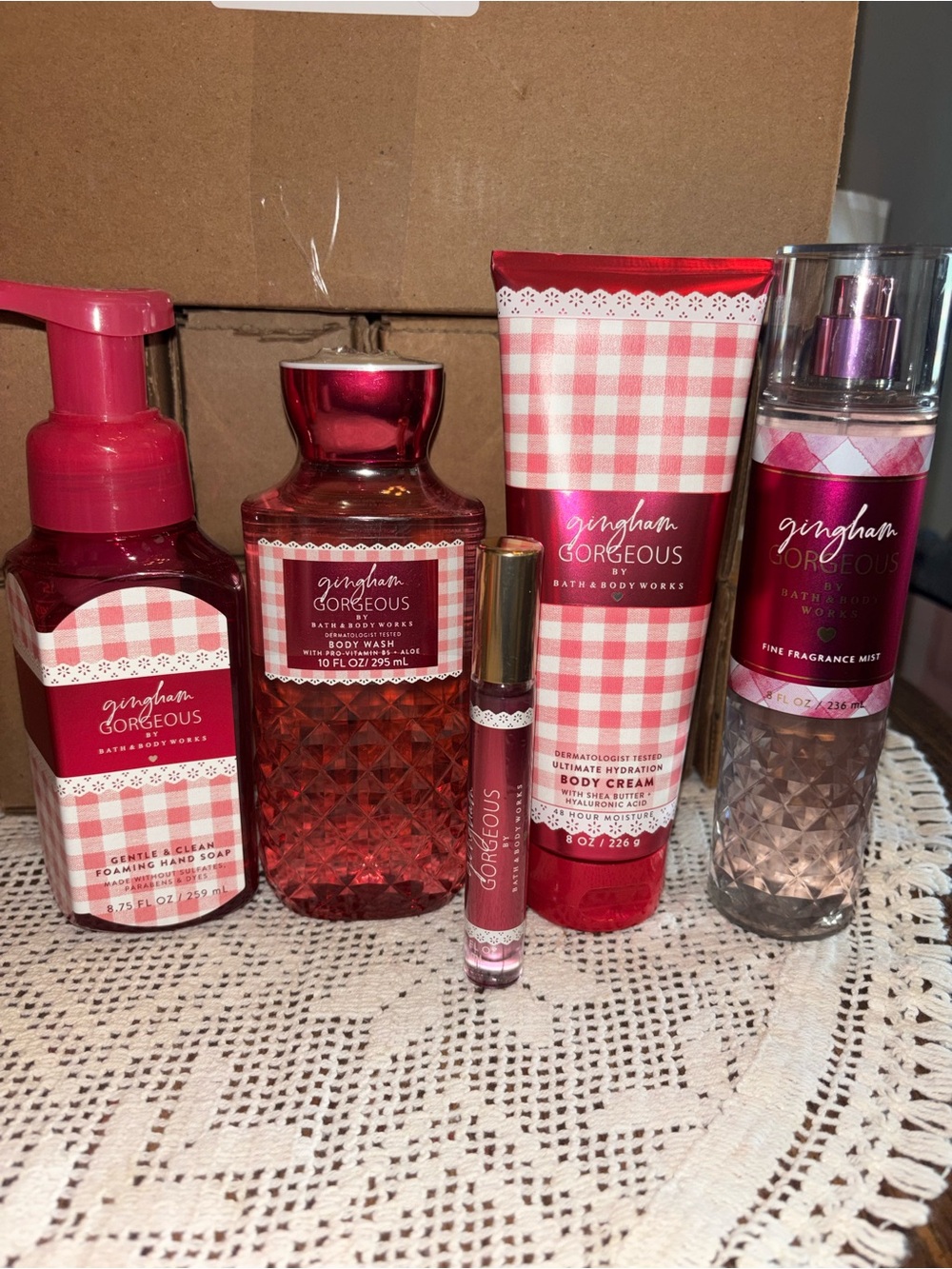 (2026) Bath & Body Works Gingham Gorgeous Set - Pink and Red